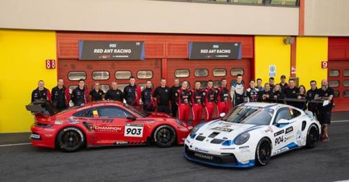 Porsches_Red_Ant_Racing_12H_Mugello