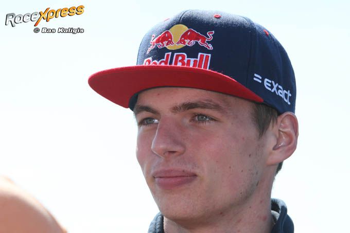 Max Verstappen F1 2017 Game Red Bull Racing