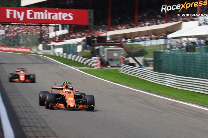 McLaren F1 Stoffel Vandoorne en Fernando Alonso van Honda naar Renault motoren