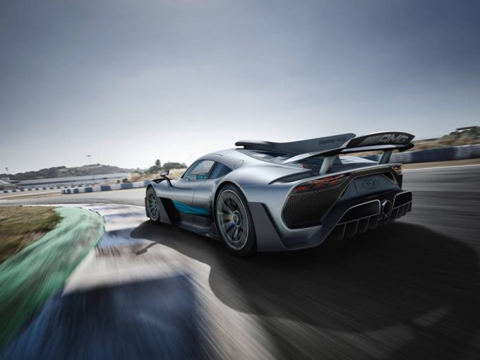 Mercedes AMG Project One hypercar