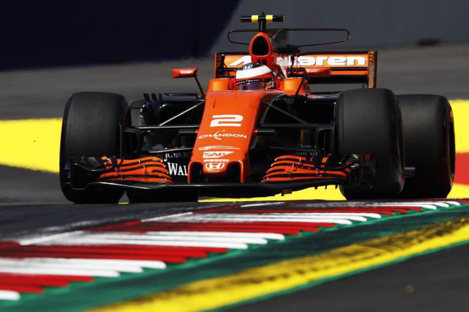 Stoffel Vandoorne McLaren Grand Prix Brazili