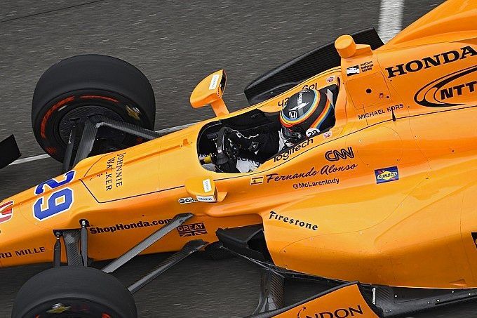 Fernando Alonso McLaren oranje