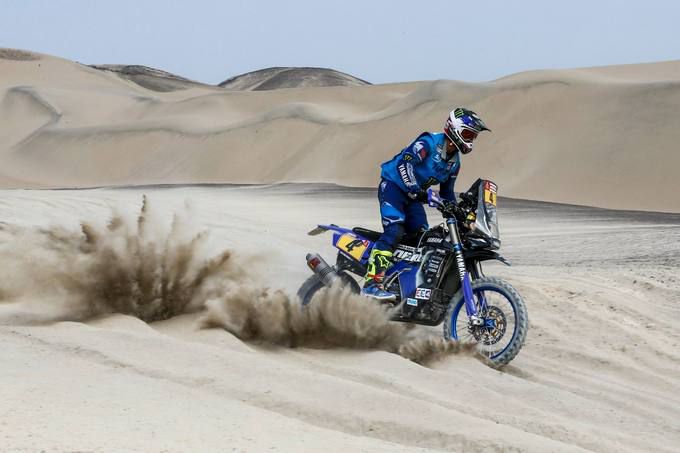 Adrien van Beveren Dakar moto