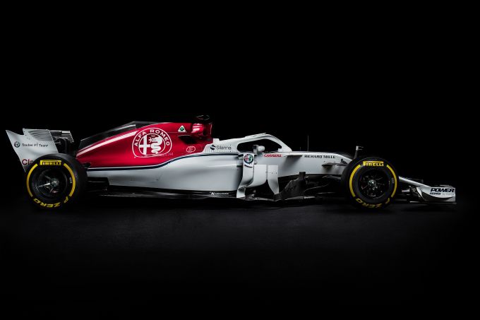 Alfa Romeo Sauber F1 Team C37 2018