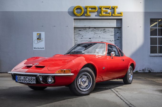 50 jaar Opel GT: Alleen vliegen is mooier 