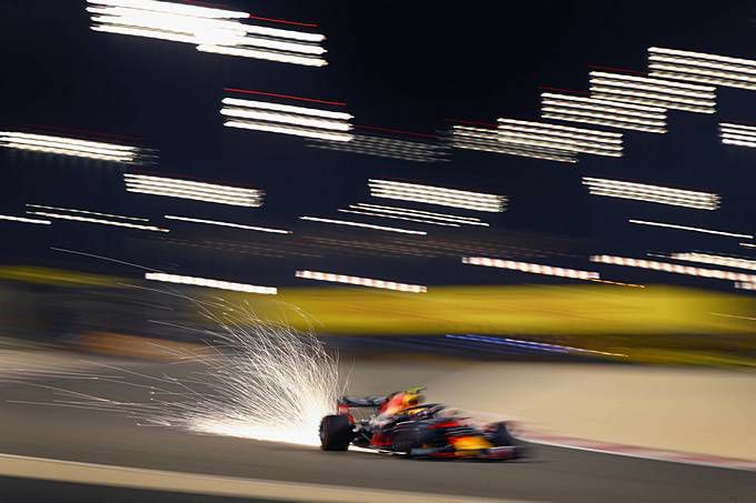 DNF voor Red Bull Racing Max Verstappen en Daniel Ricciardo
