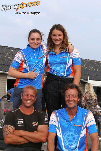 Teambazen Kurt Timmermans en Kees Kuier geven jonge meiden de kans om competitief te racen