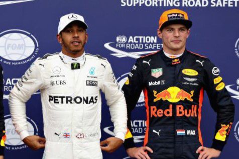 Max Verstappen en Lewis Hamilton podium