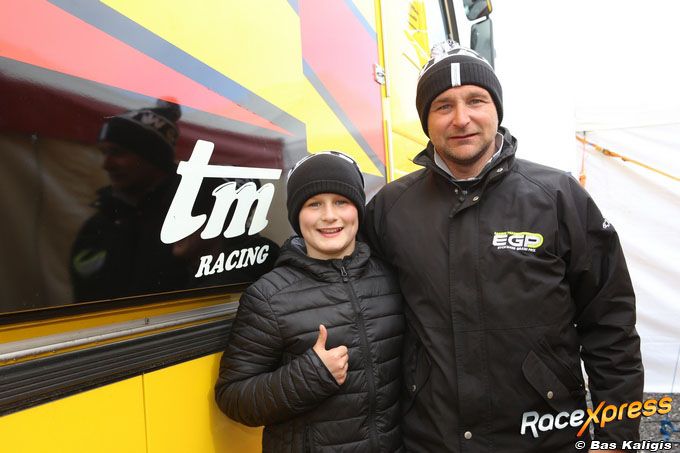 Karttalent Ean Eijckmans met vader en ex Indy car piloot Wim Eijckmans