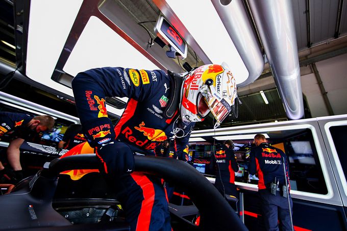 jump in the F1 car Max Verstappen live