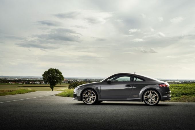 Exclusief: Audi TTS competition plus en bronze selection trim