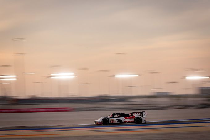 Porsche Penske Motorsport FIA WEC Qatar 1812kms Foto 11