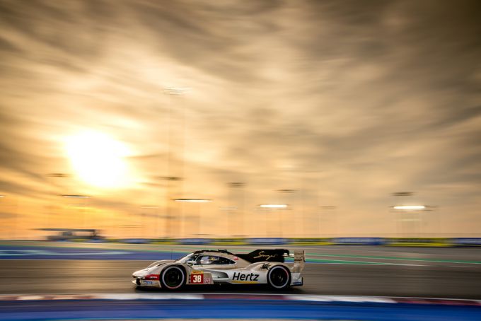 Porsche Penske Motorsport FIA WEC Qatar 1812kms Foto 13