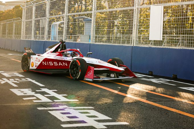 <b></b>Nissan Formula E Team