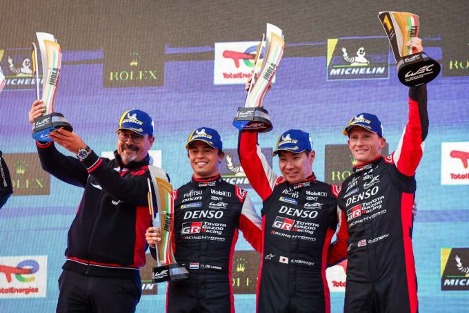 FIA WEC 6 Hours of Imola Foto 1 winnaars op podium