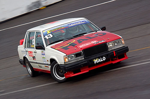 beste Belg Jochen Van den Bergh met de Volvo