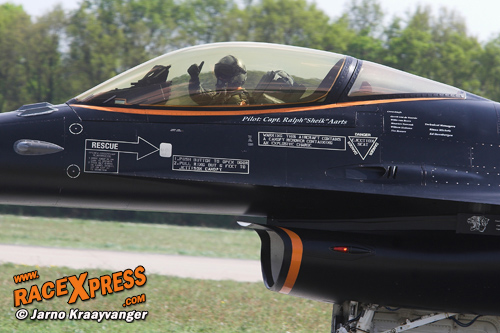 Ralph Aarts in zijn cockpit