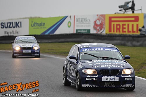 Tim Coronel wint de race voor Jan Joris Verheul