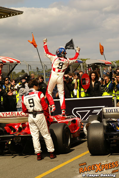 Chris van der Drift terug aan het front