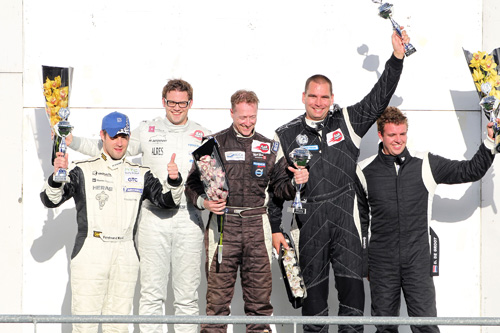 Het podium na de eerste wedstrijd van de Toerwagen Diesel Cup op Spa-Francorchamps