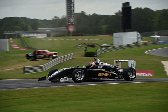 Rinus van Kalmthout (Rinus Veekay) Amerikaanse USF2000
