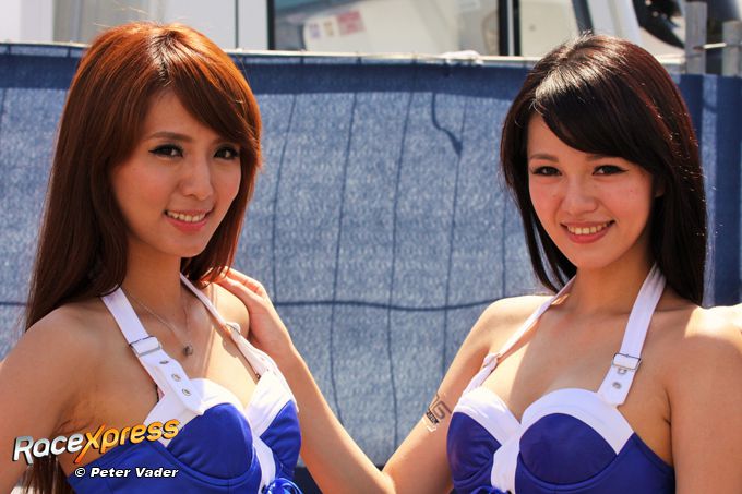 Racebabes Peter Vader Cute Japanse girls Le Mans