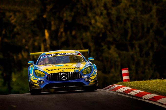 Yelmer Buurman steelt de show in 24 Uur Nürburgring