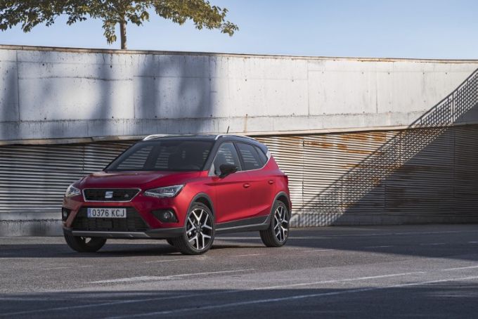 SEAT breidt CNG/groengas-range uit: wereldprimeur Arona TGI in Parijs