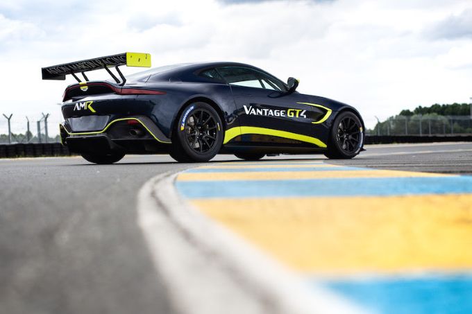 Twee nieuwe Aston Martin Vantage GT4  voor StreetArt Racing in 2019