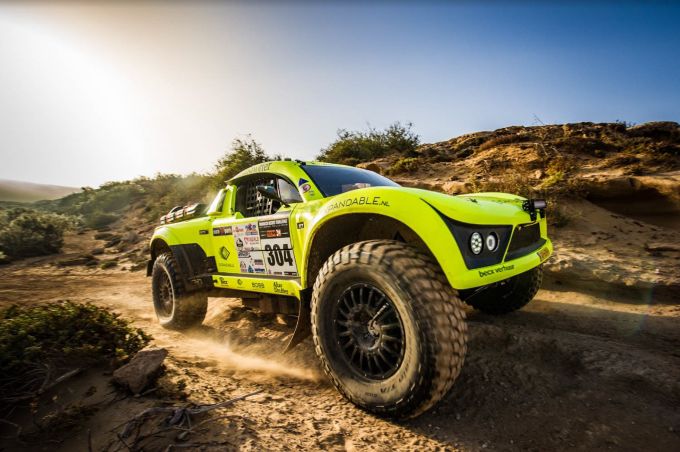 Becx Competition met de MitJet naar de grootste woestijnrally ter wereld