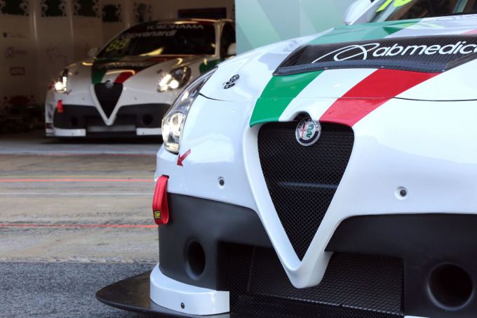 Team Mulsanne Alfa Romeo neus