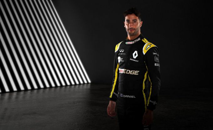 Daniel Ricciardo in Renault F1-race-overall