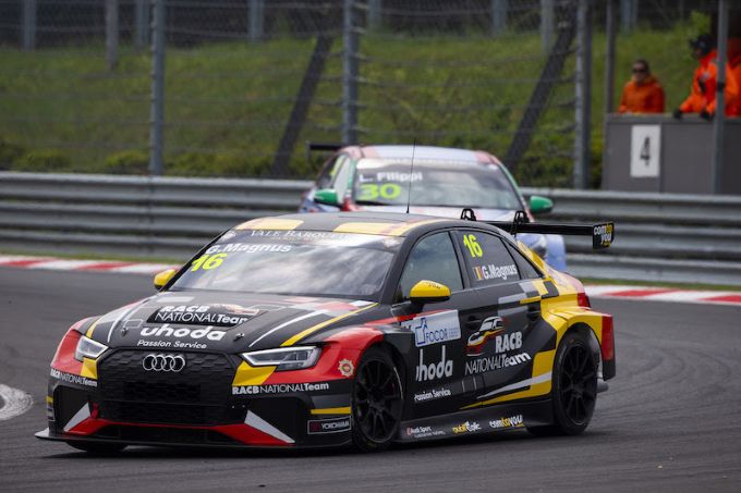 Gilles Magnus, eerste leider in TCR Benelux