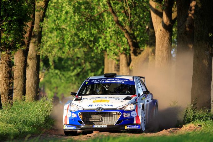 Bob de Jong verstevigt leidende positie na 55e ELE Rally: