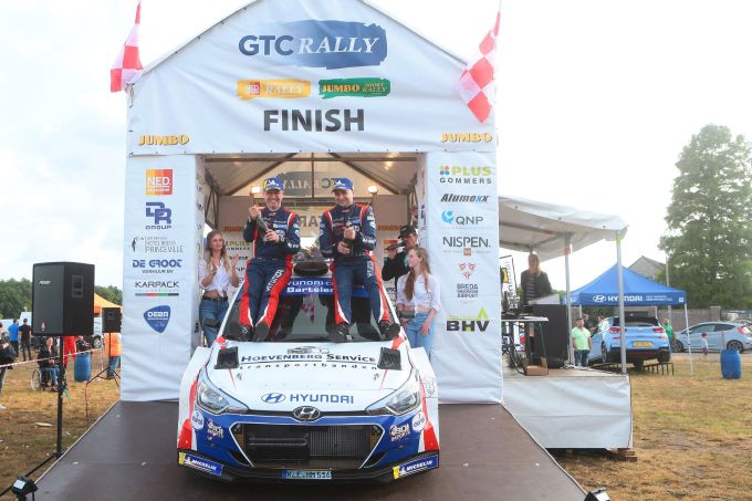 Bob de Jong glorieus winnaar GTC Rally