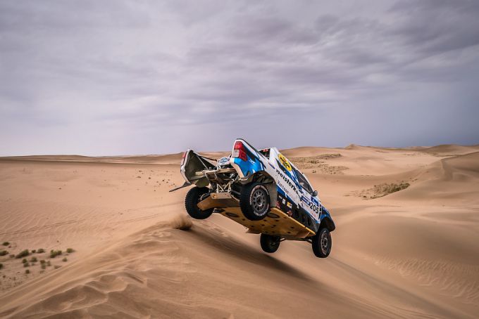 Erik van Loon Toyota Silk Way Rally Gobi desert