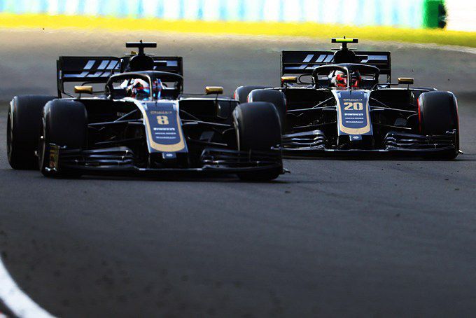 Haas F1 Grosjean contra Magnussen