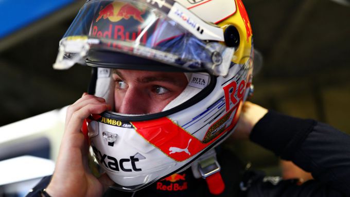 Max Verstappen F1 helm