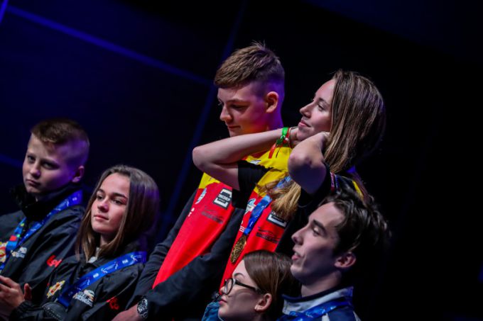 Nederlandse leeuw brult op Motorsport Games Goud voor Nina Pothof en Bastiaan van Loenen namens Team The Netherlands