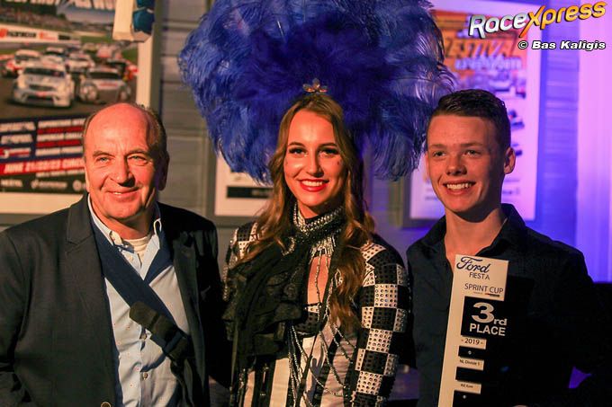 Rik Koen P3 met teambaas en nestor Cor Euser