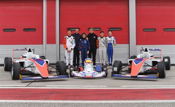 Team AKM Motorsport by Antonelli partnership Kart Republic Dino Chiesa