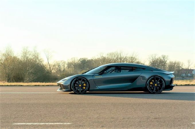 's werelds eerste Mega-GT en Koenigsegg's eerste vierzitter, de Gemera