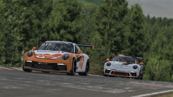 Porsche iRacing 24H Nurburgring Team Red Line