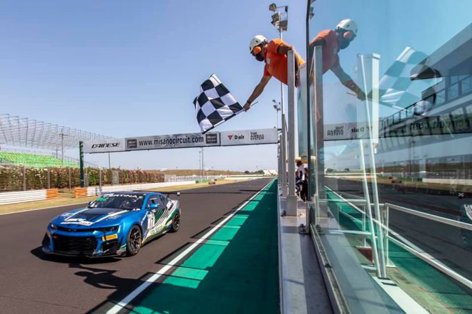 Thijmen_Nabuurs_Job_Rappange_P2_finishvlag