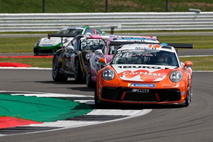 Nederlands racesucces in Porsche Mobil 1 Supercup op Silverstone