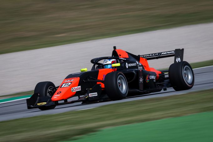 Kas Haverkort zonder enige meters voor de leeuwen gegooid en maakt indruk bij debuut in Formule Renault Eurocup met top vijf!