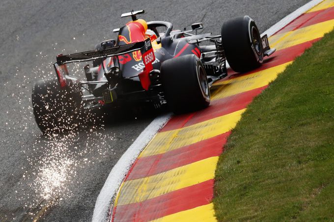 Max Verstappen Red Bull Racing Spa eau rouge