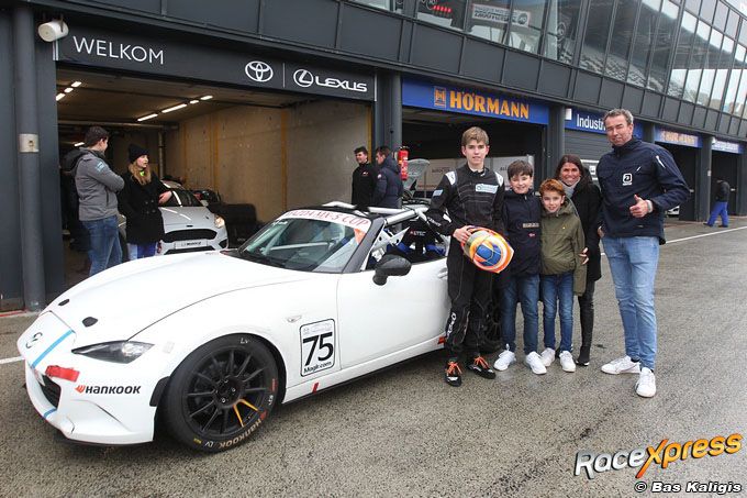 Job Bult en familie Mazda MX5 Cup op Circuit Zandvoort
