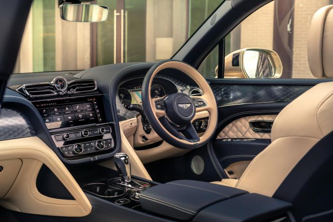 Sereniteit in de stad en daarbuiten: de nieuwe Bentley Bentayga Hybrid