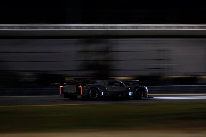 Nr01 Roar Before the Rolex 24